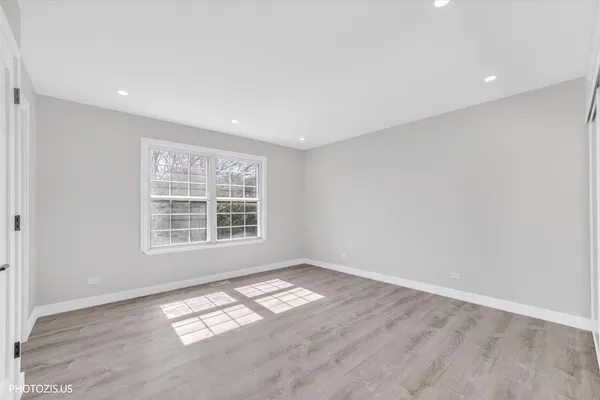 $380,000 | 642 Williams Court, Gurnee, IL 60031