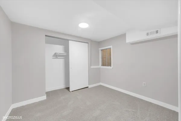 $380,000 | 642 Williams Court, Gurnee, IL 60031