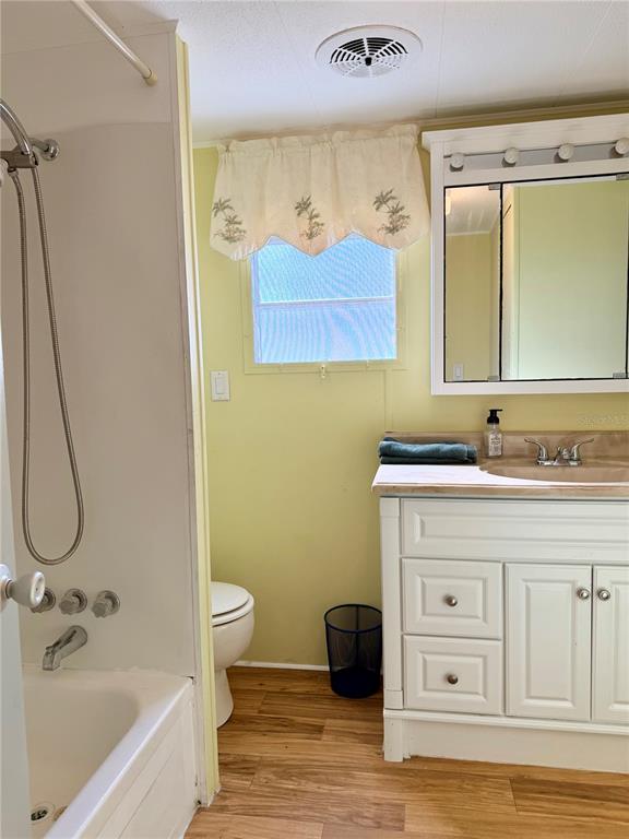 10399 67th Avenue North, Unit 4 St. Petersburg, FL 33708 - Photo 11 of 19