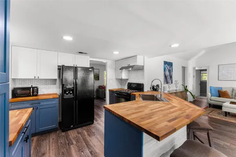 $580,000 | 2408 Shiloh Drive, Austin, TX 78745