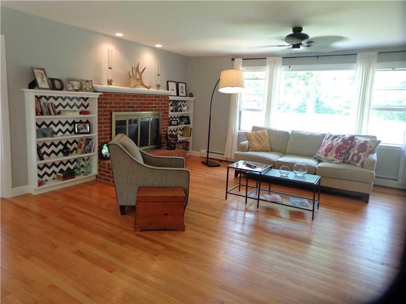 11 Woodville Road Falmouth, ME 04105 - Photo 8 of 35 Living Room. Love ;wood burning...