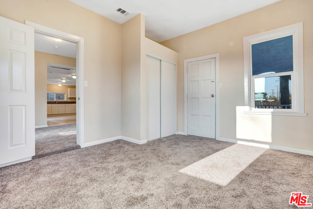 876 Villa Street Riverside, CA 92507 - Photo 12 of 14