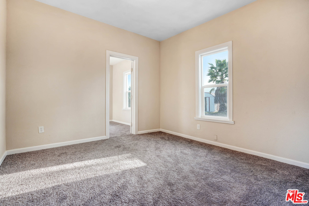 876 Villa Street Riverside, CA 92507 - Photo 8 of 14