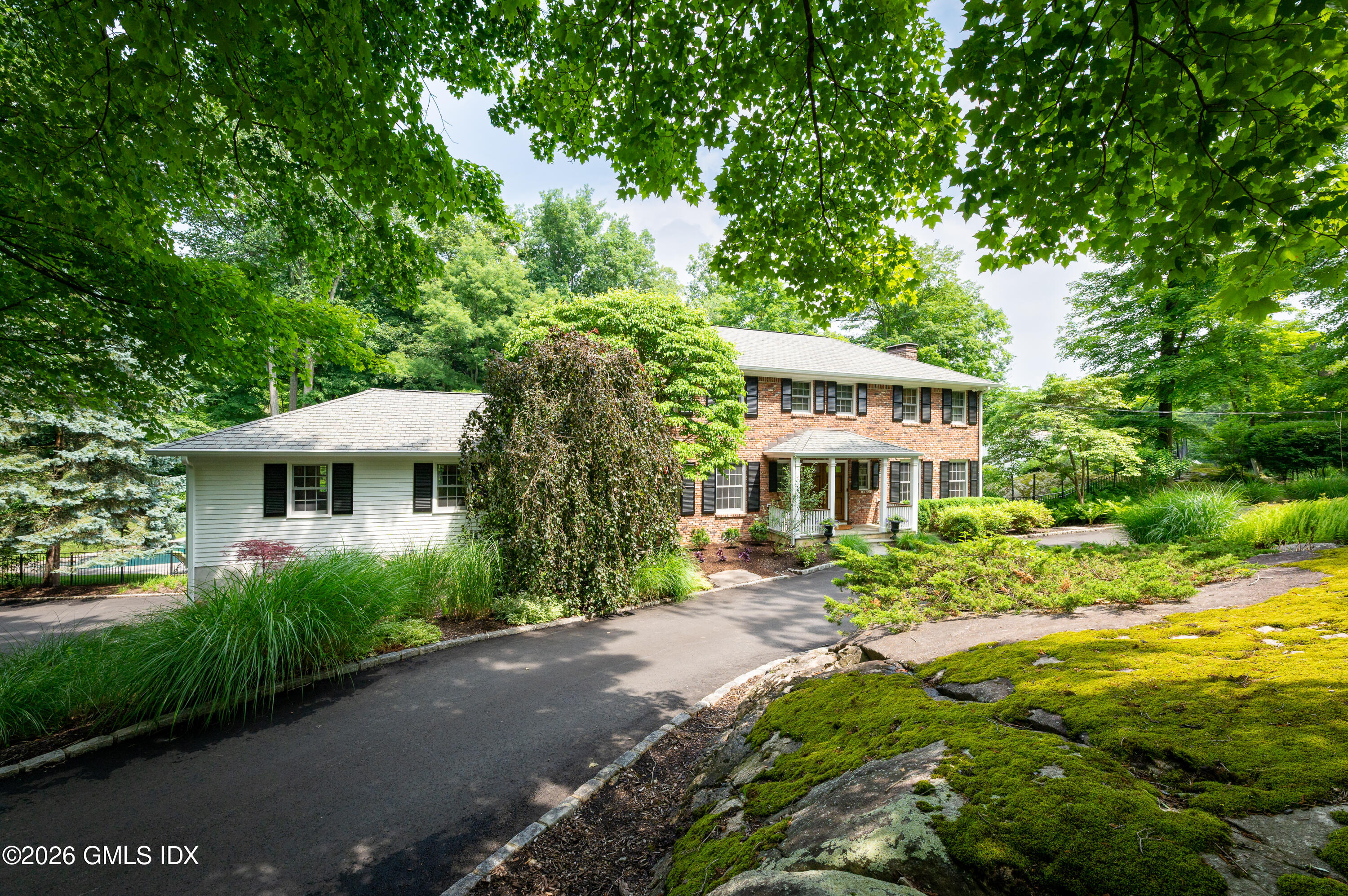 108 Perkins Road Greenwich, CT 06830 - Photo 2 of 39 2