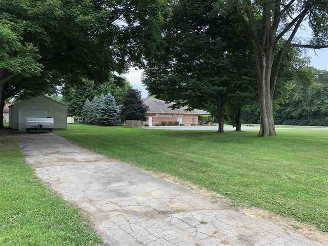 1522 Osolo Road Elkhart, IN 46514 - Photo 2 of 16 Gallery Image 2