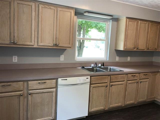 1522 Osolo Road Elkhart, IN 46514 - Photo 5 of 16 Gallery Image 5