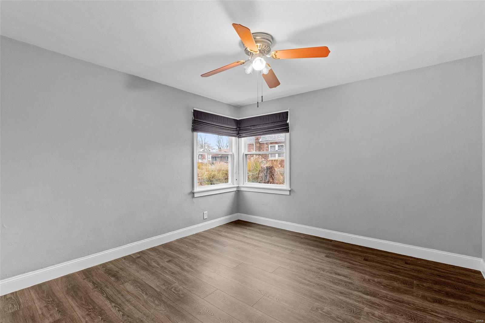 3717 Brown Road St. Louis, MO 63114 - Photo 16 of 32 Gallery Image 16