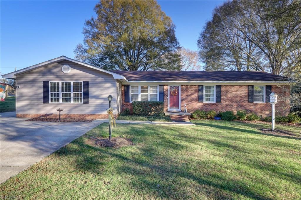 539 Roberts Road Eden, NC 27288 - Photo 1 of 31 Gallery Image 1