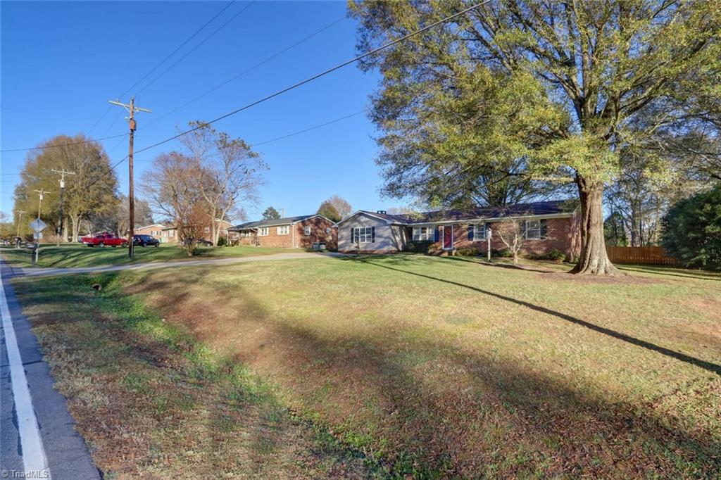 539 Roberts Road Eden, NC 27288 - Photo 3 of 31 Gallery Image 3