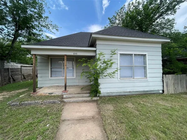 $1,295 | 856 Mulberry Street, Abilene, TX 79601