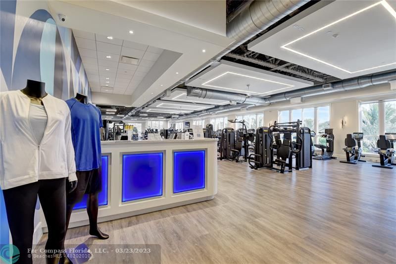 15865 Double Eagle Trail Delray Beach, FL 33446 - Photo 60 of 71 a view of a room with gym equipment