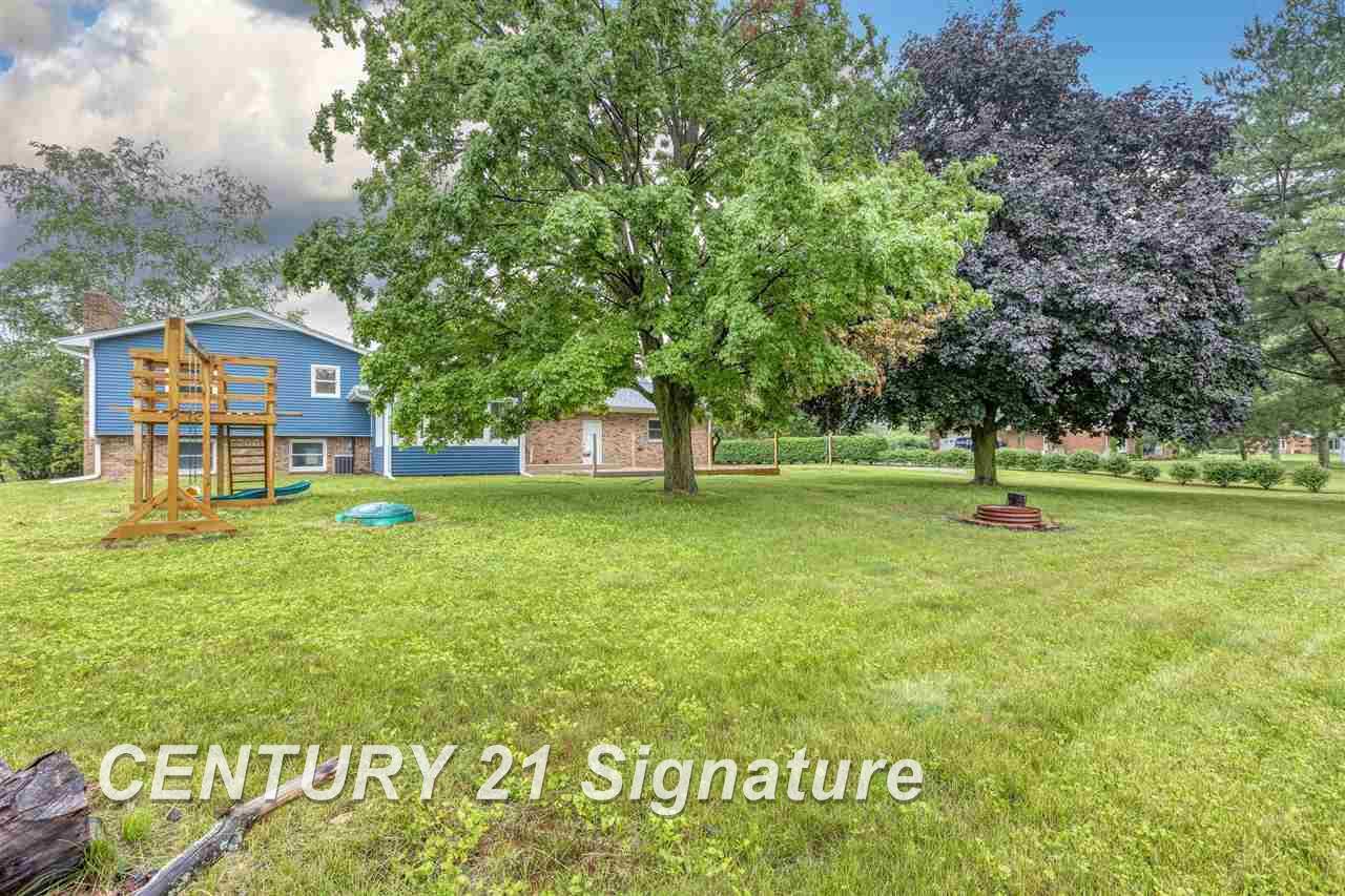 1975 North Graham Road Freeland, MI 48623 - Photo 25 of 30