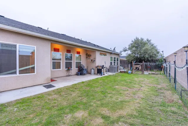 $520,000 | 5302 West Homan Avenue, Fresno, CA 93722