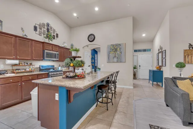 $520,000 | 5302 West Homan Avenue, Fresno, CA 93722