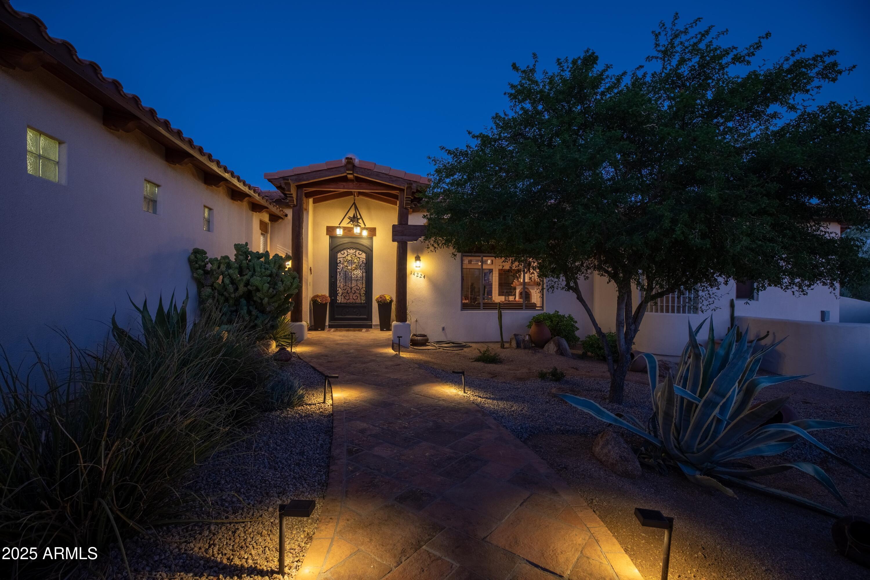 14224 East Rockview Road Scottsdale, AZ 85262 - Photo 15 of 118 Stunning Entry Way