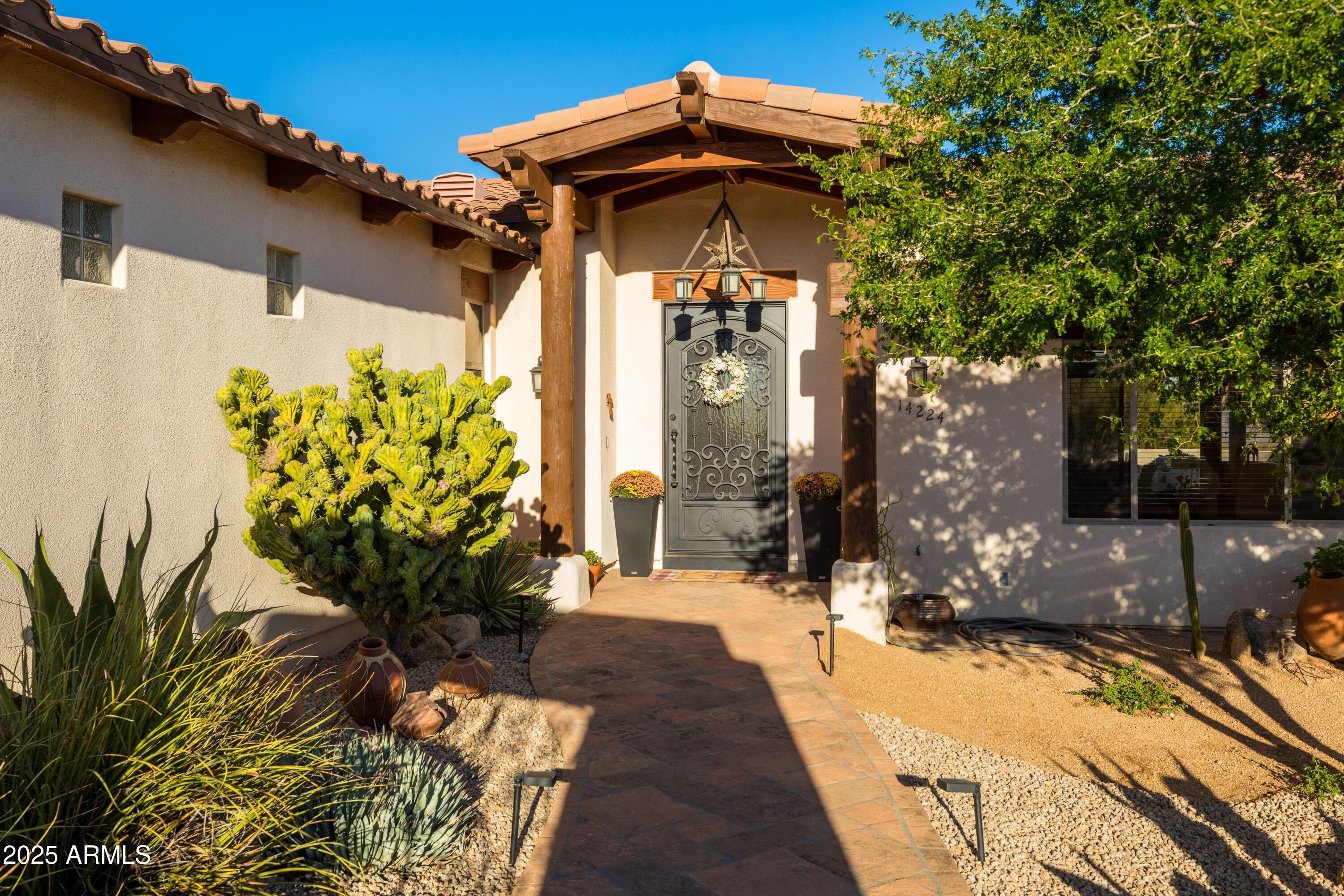 14224 East Rockview Road Scottsdale, AZ 85262 - Photo 16 of 118 Beautiful Entry Way