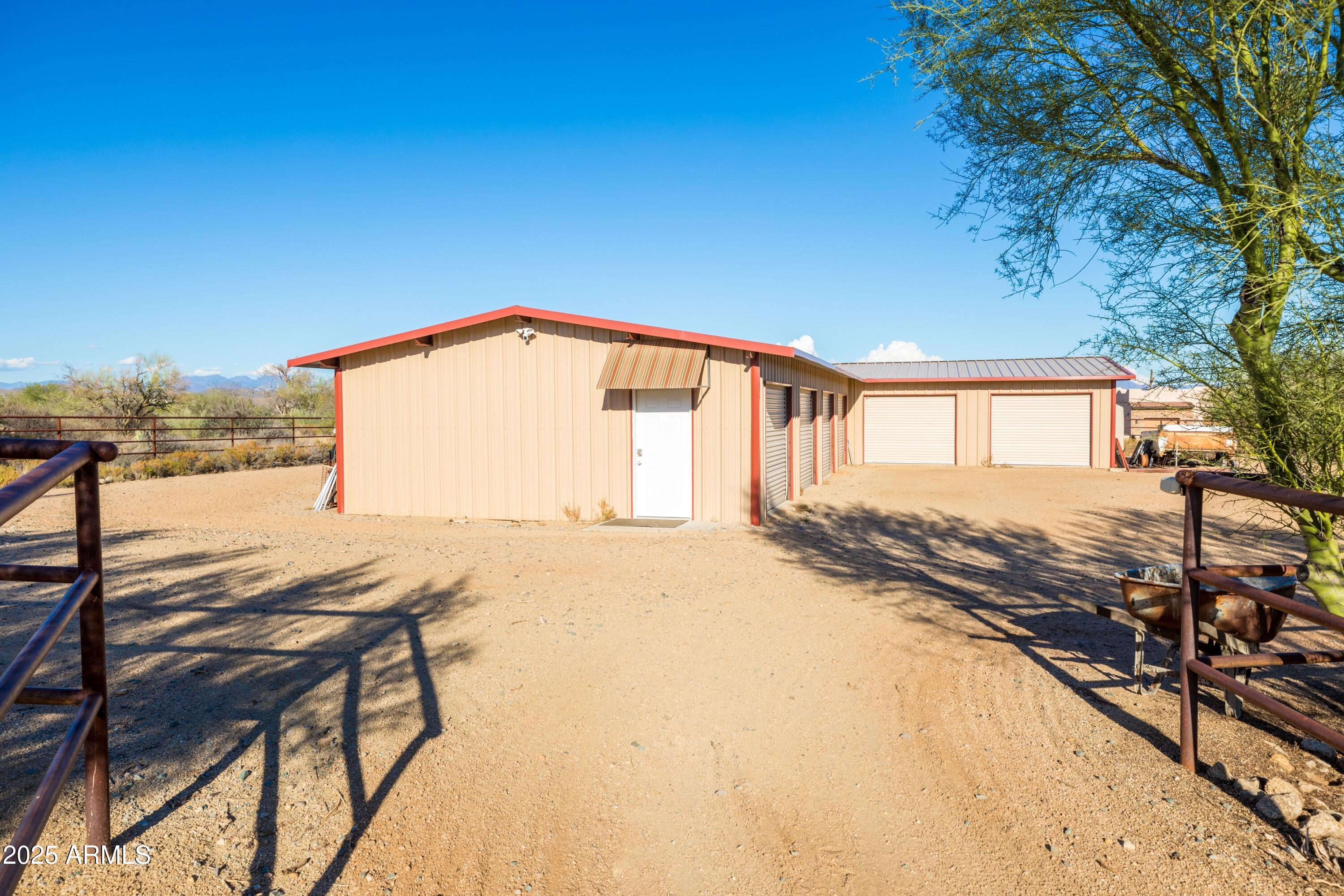 14224 East Rockview Road Scottsdale, AZ 85262 - Photo 68 of 118 Detached 6-Car Garage