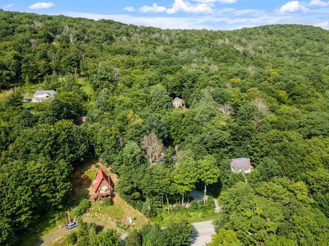 $3,500 | 25 Hilltop Drive, Newbury, NH 03255