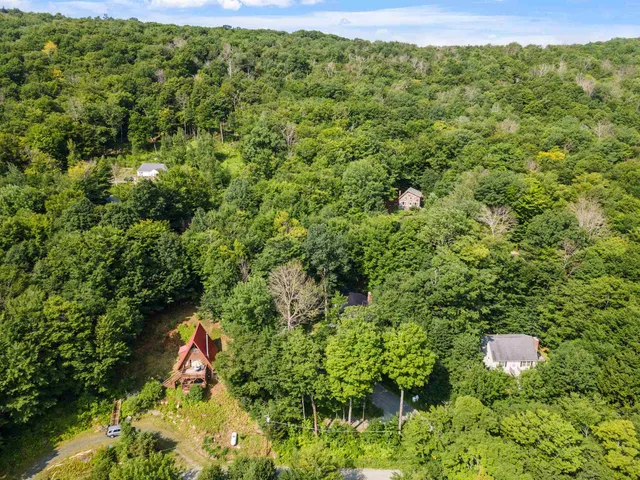 $3,500 | 25 Hilltop Drive, Newbury, NH 03255