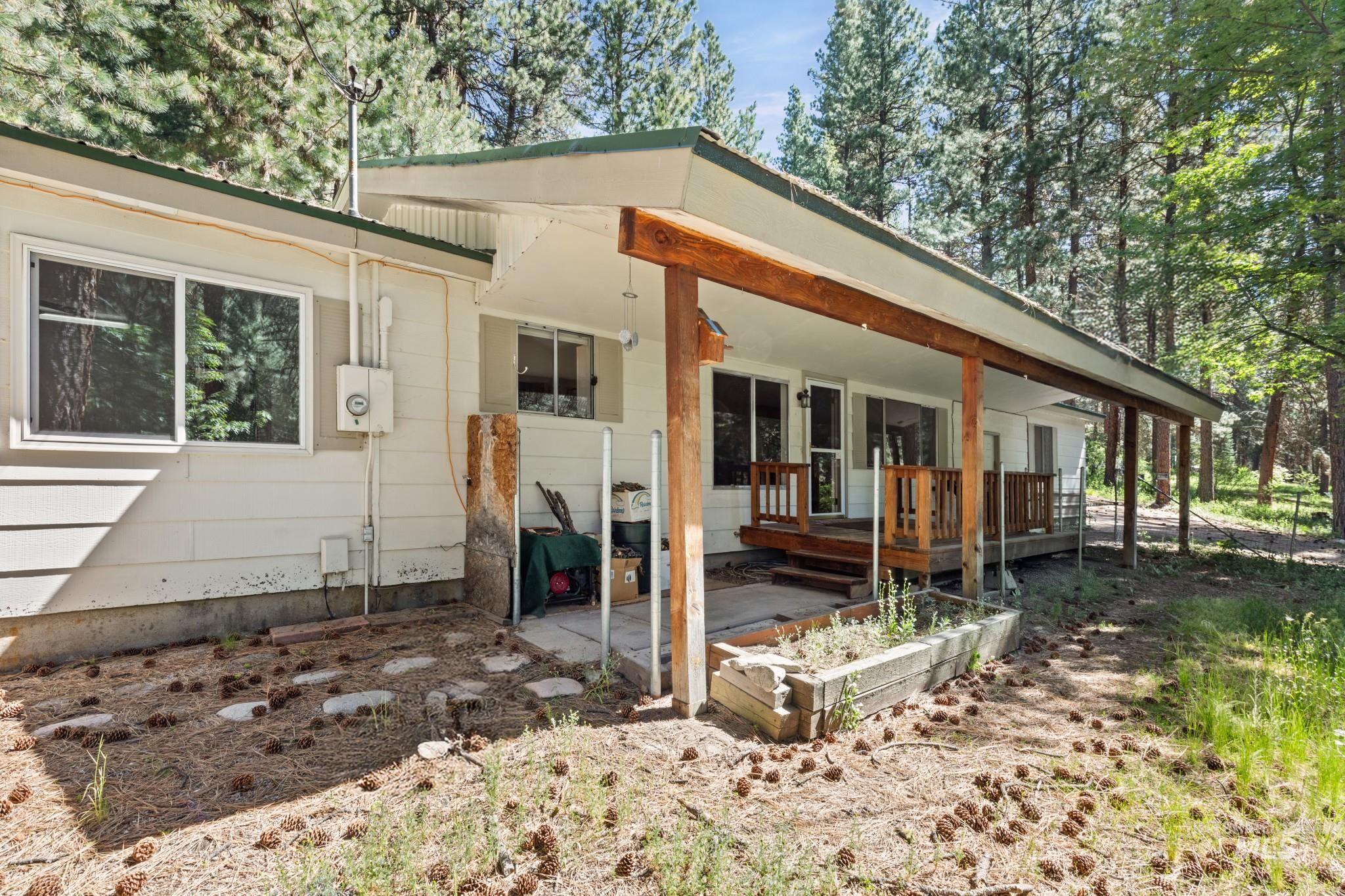 18 Hida Way Lowman, ID 83637 - Photo 20 of 42