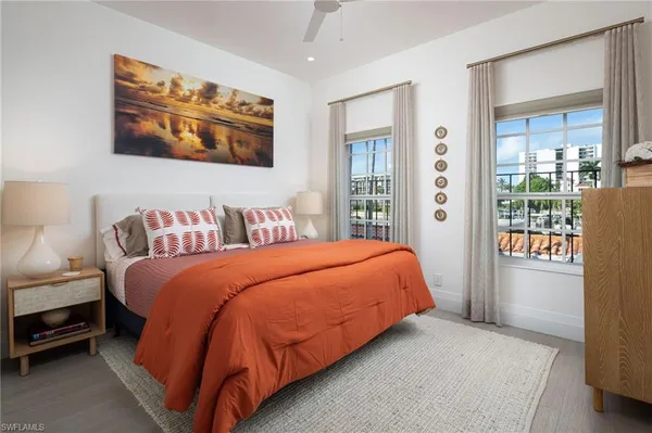 $3,550,000 | 4000 Gulf Shore Boulevard North, Unit 400, Naples, FL 34103