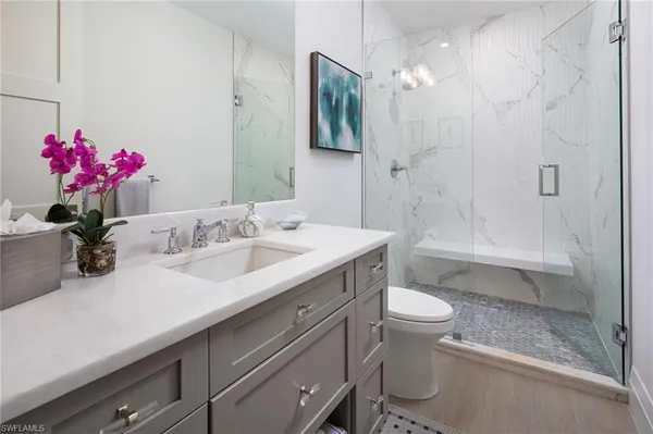 $3,550,000 | 4000 Gulf Shore Boulevard North, Unit 400, Naples, FL 34103