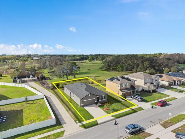 $385,000 | 5692 Western Sun Drive, St. Cloud, FL 34771