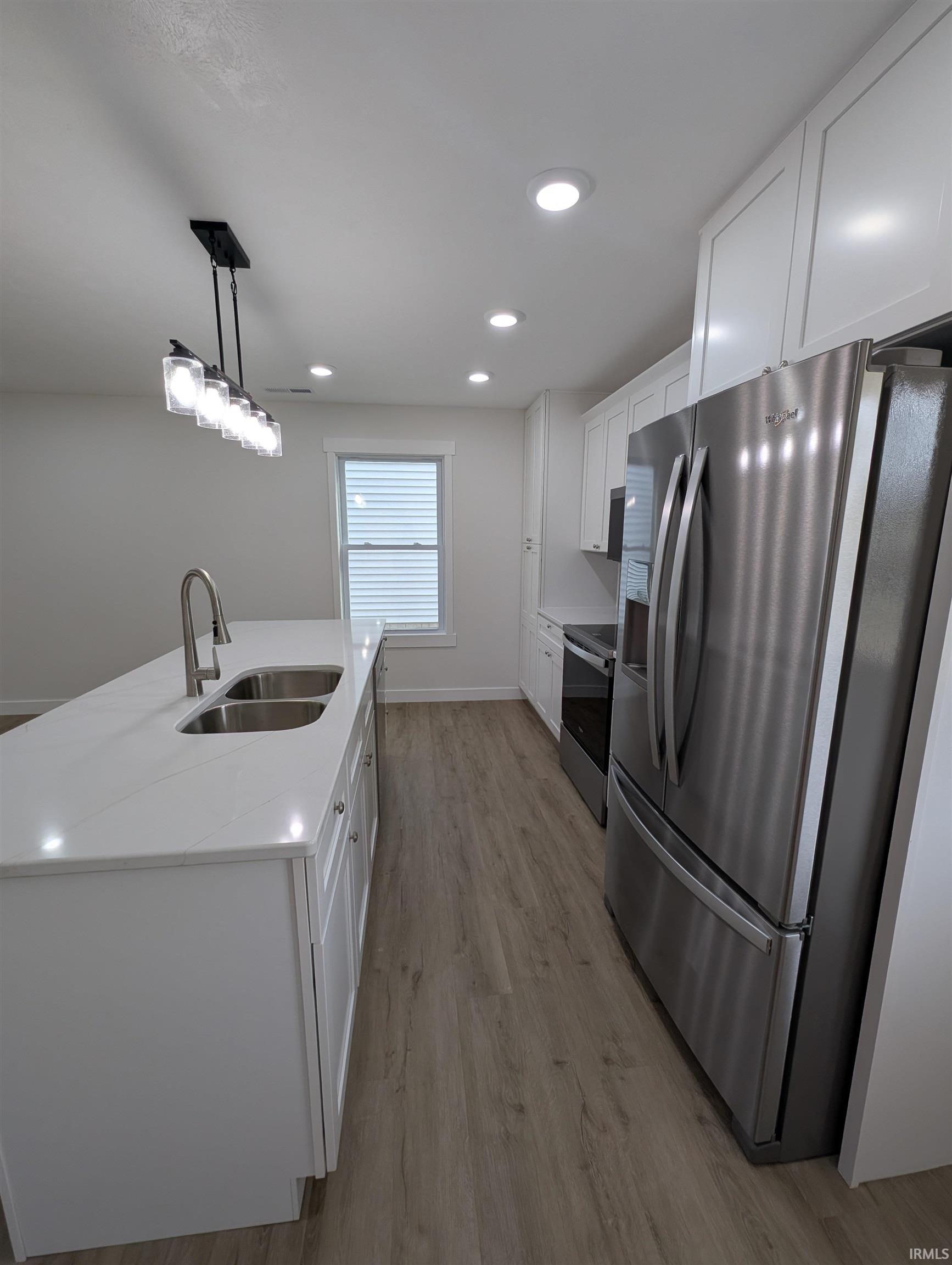 811 Southwest 1st Street Washington, IN 47501 - Photo 12 of 28