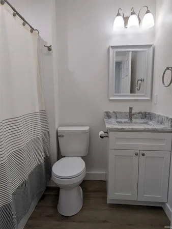 $299,000 | 811 Southwest 1st Street, Washington, IN 47501