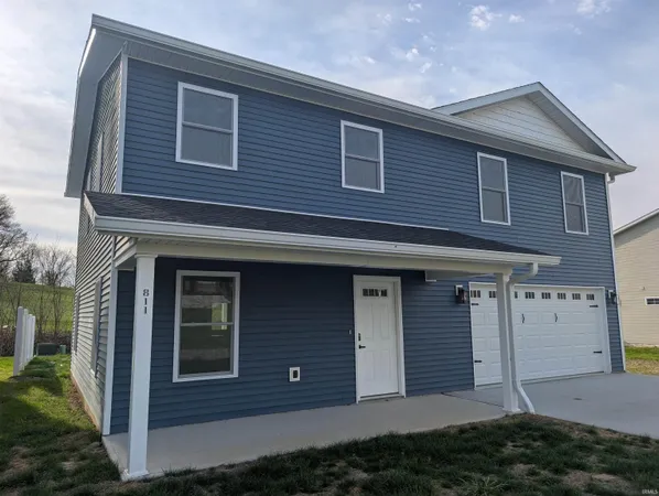 $299,000 | 811 Southwest 1st Street, Washington, IN 47501