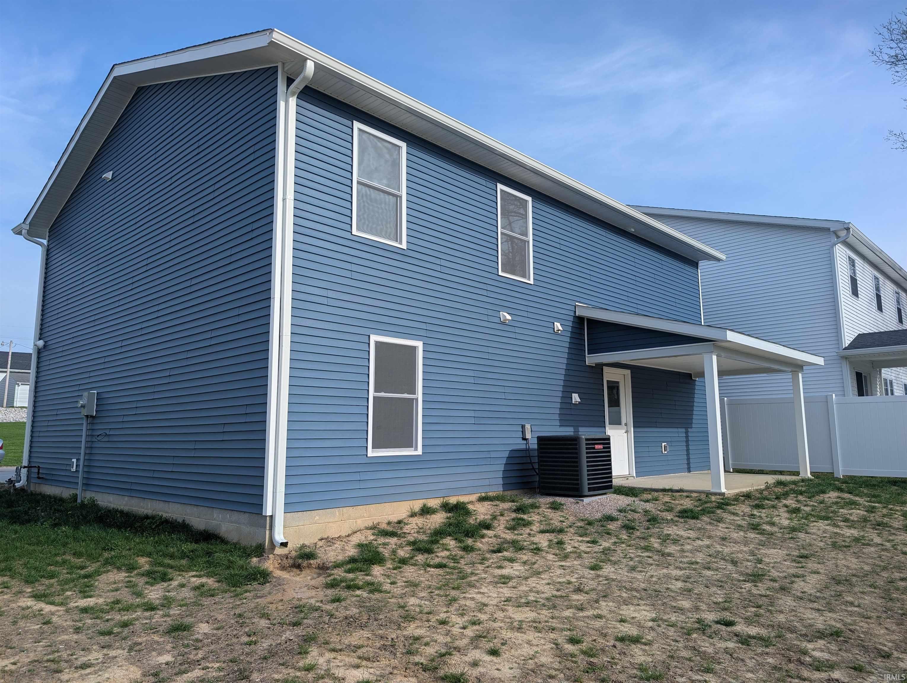 811 Southwest 1st Street Washington, IN 47501 - Photo 6 of 28