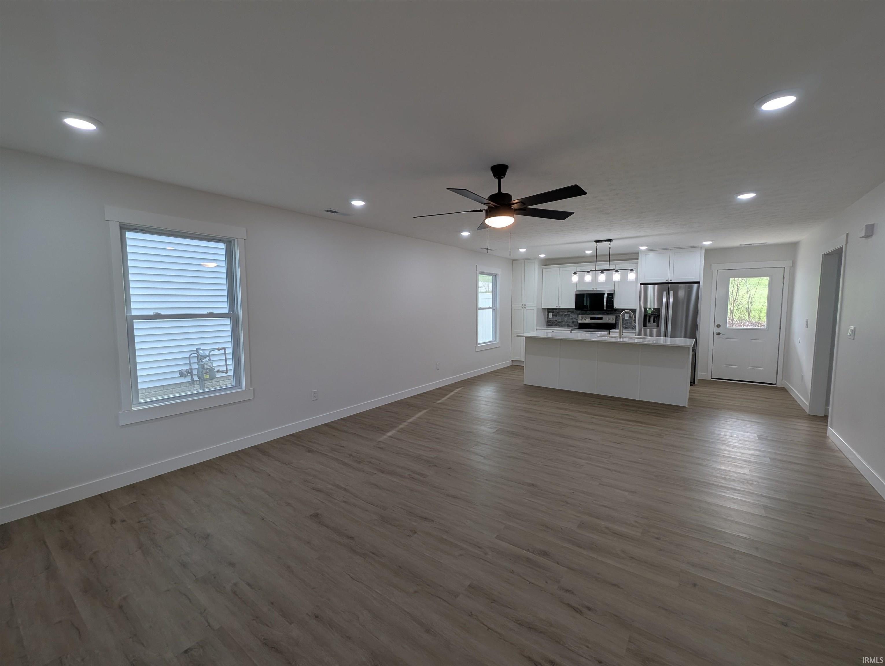 811 Southwest 1st Street Washington, IN 47501 - Photo 10 of 28