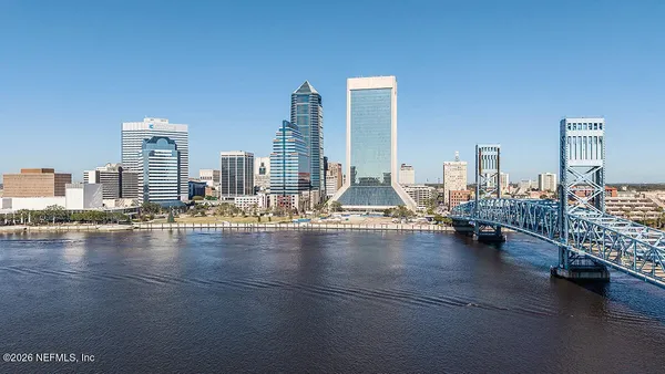 a view of ocean with city view