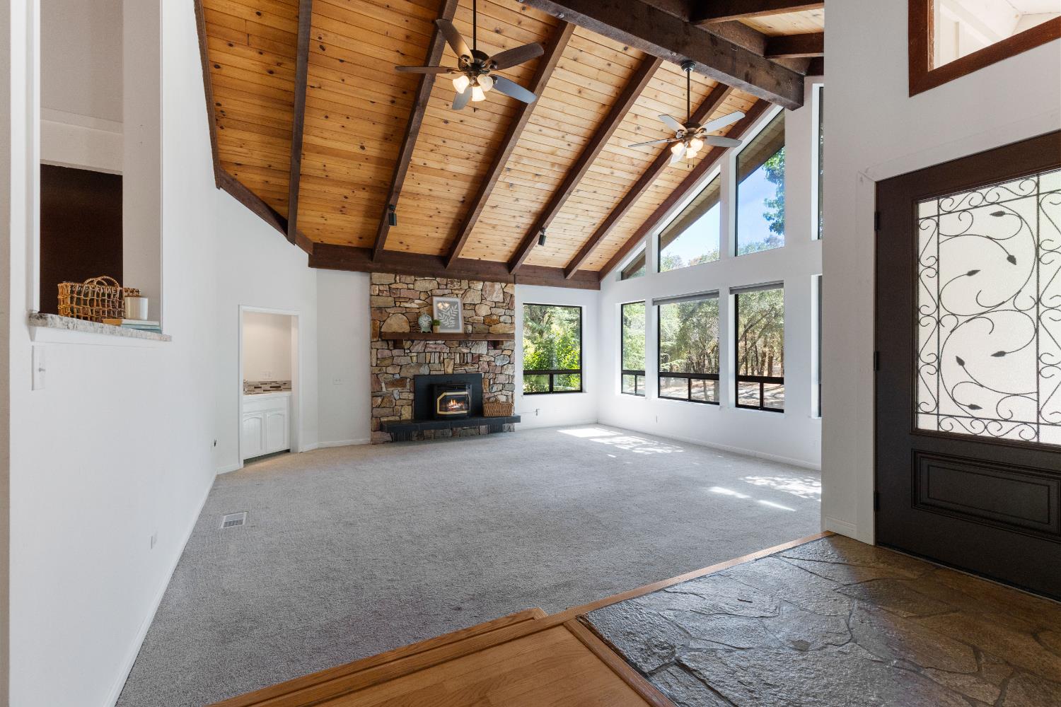 17867 Brewer Road Grass Valley, CA 95949 - Photo 11 of 77