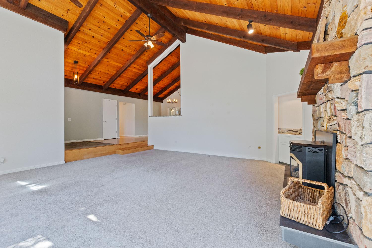 17867 Brewer Road Grass Valley, CA 95949 - Photo 12 of 77