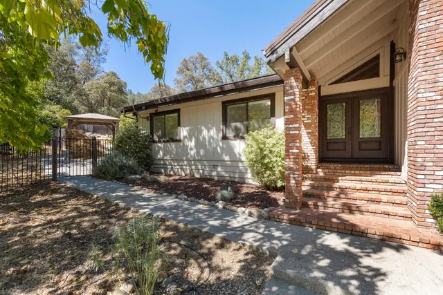 $725,000 | 17867 Brewer Road, Grass Valley, CA 95949