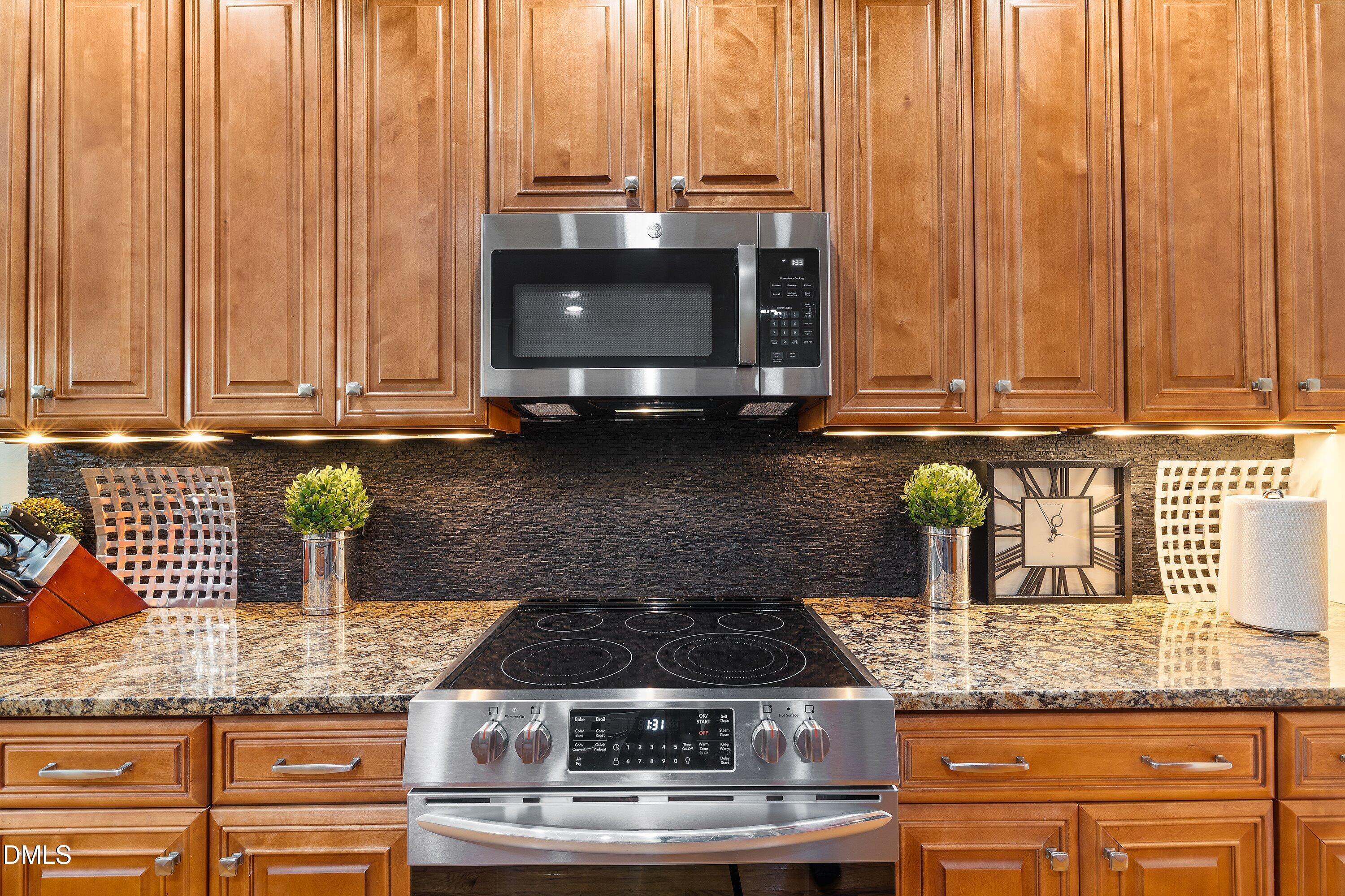 512 Dimock Way Wake Forest, NC 27587 - Photo 13 of 87 13-512 Dimock Way_6402
