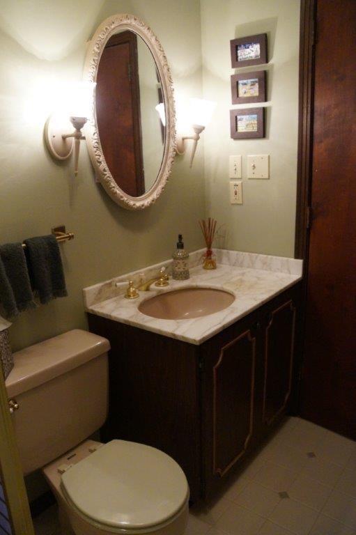 118 Shafer Road Coraopolis, PA 15108 - Photo 14 of 25 Bath showing sink & toilet.