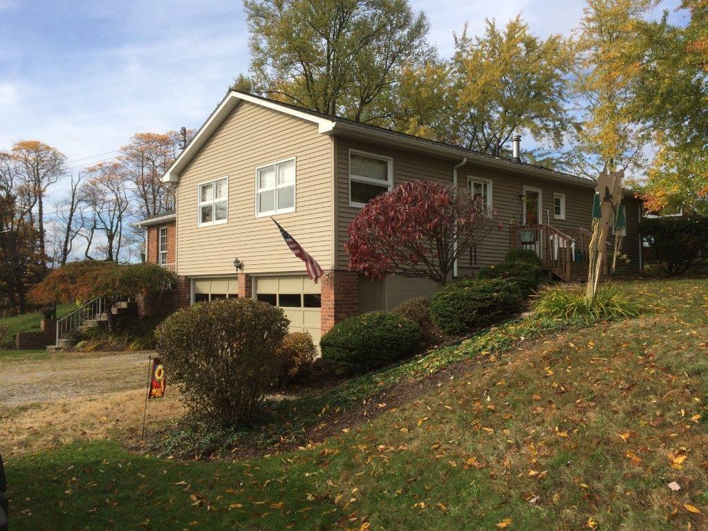 118 Shafer Road Coraopolis, PA 15108 - Photo 24 of 25 Angled view of house.