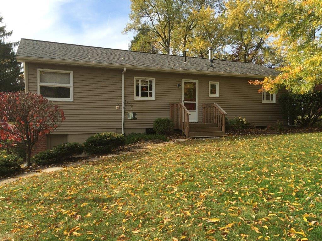 118 Shafer Road Coraopolis, PA 15108 - Photo 25 of 25 View of back entry.