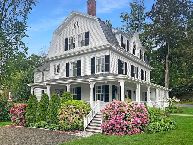 $1,995,000 | 2 Harbor Street, Manchester, MA 01944
