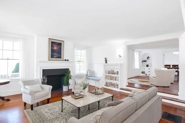 $1,995,000 | 2 Harbor Street, Manchester, MA 01944