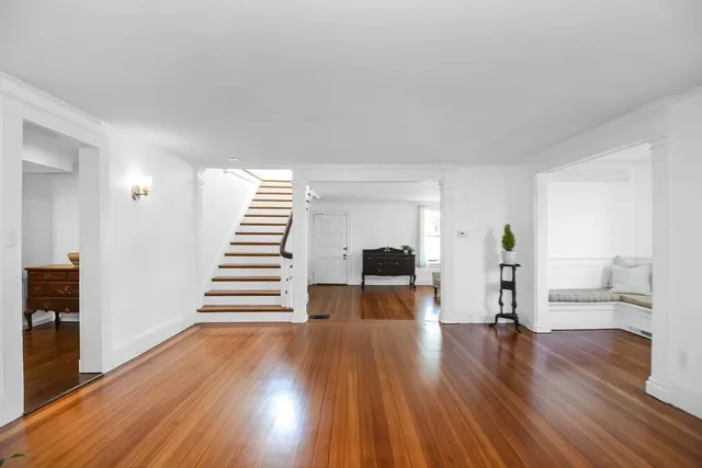 $1,995,000 | 2 Harbor Street, Manchester, MA 01944