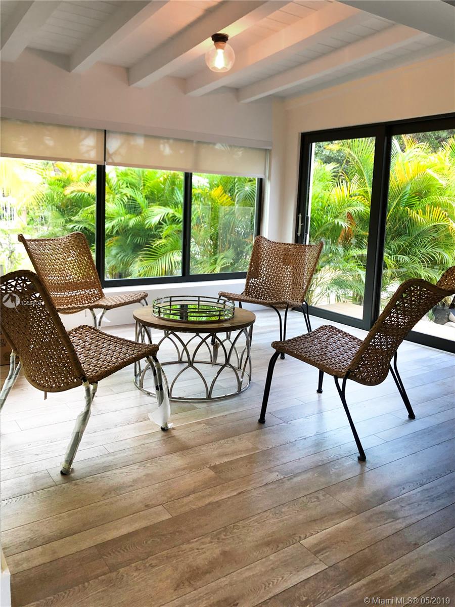 160 Southwest 28th Road Miami, FL 33129 - Photo 16 of 27