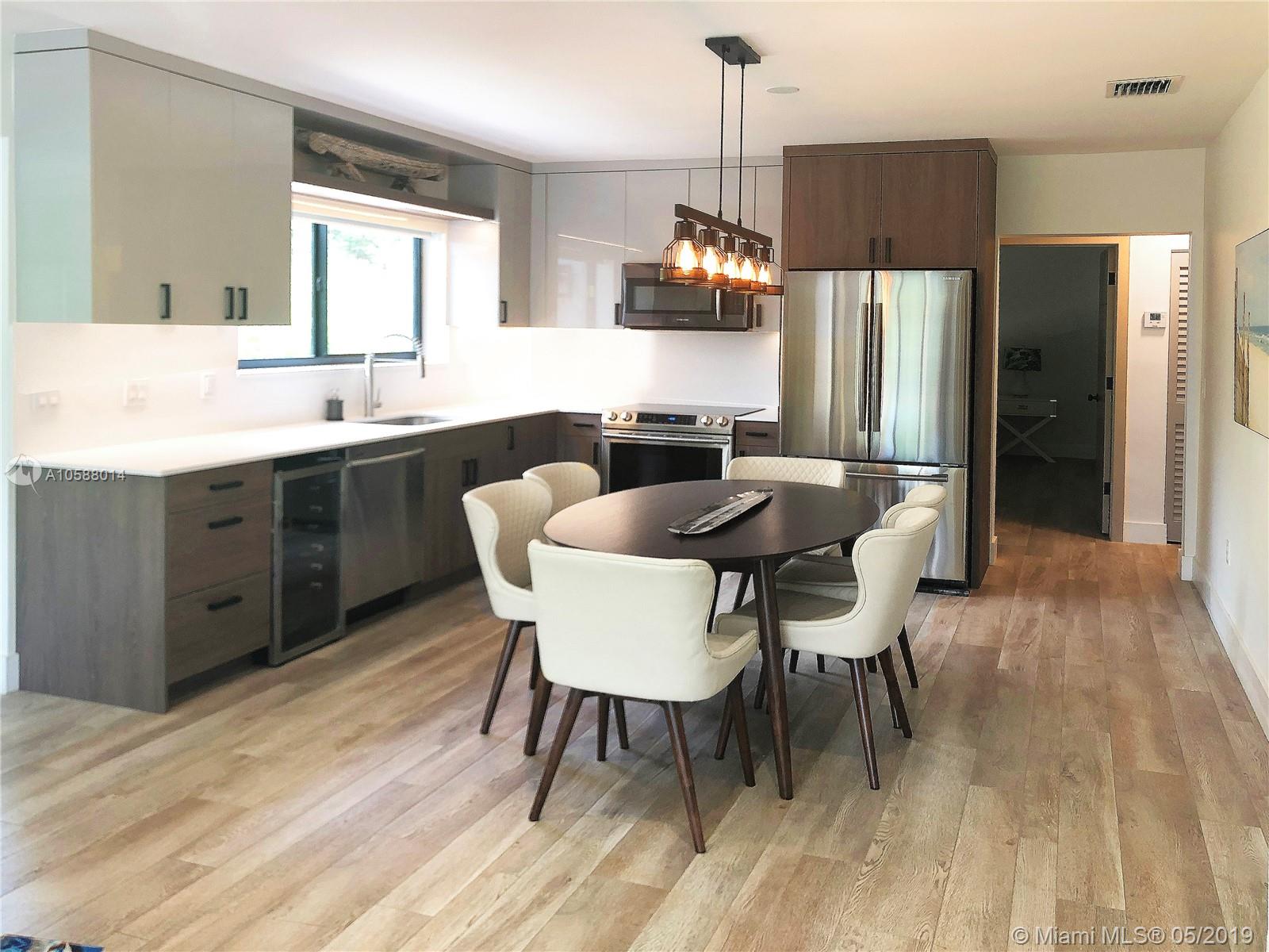 160 Southwest 28th Road Miami, FL 33129 - Photo 4 of 27