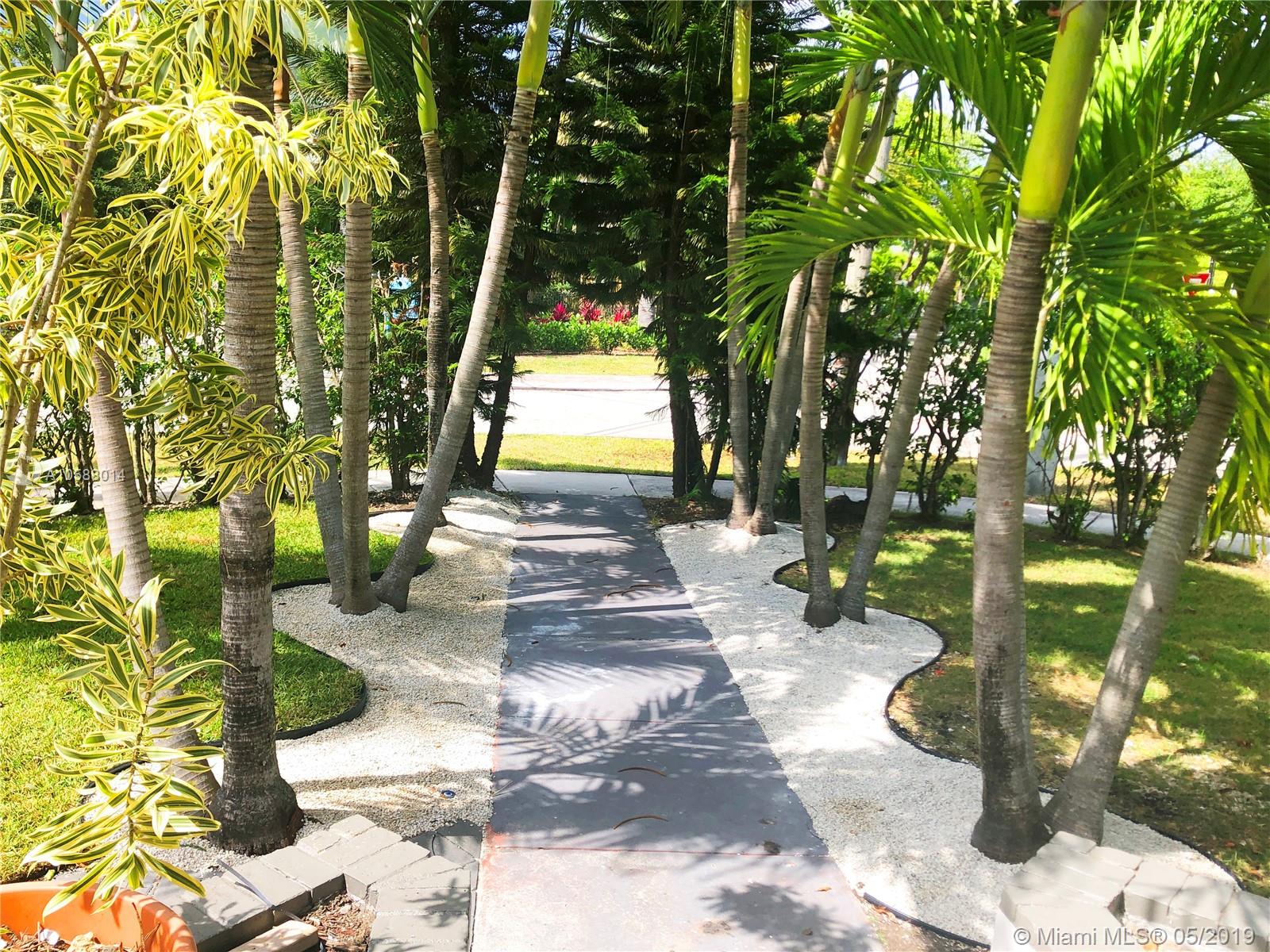 160 Southwest 28th Road Miami, FL 33129 - Photo 8 of 27