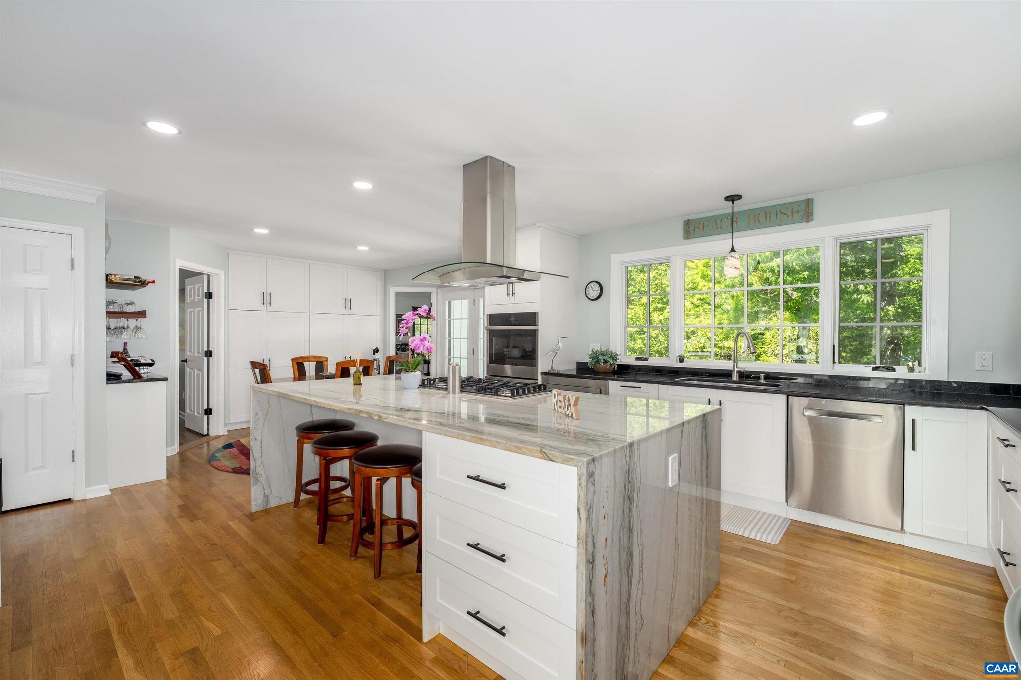 100 Campbell Road Keswick, VA 22947 - Photo 4 of 75