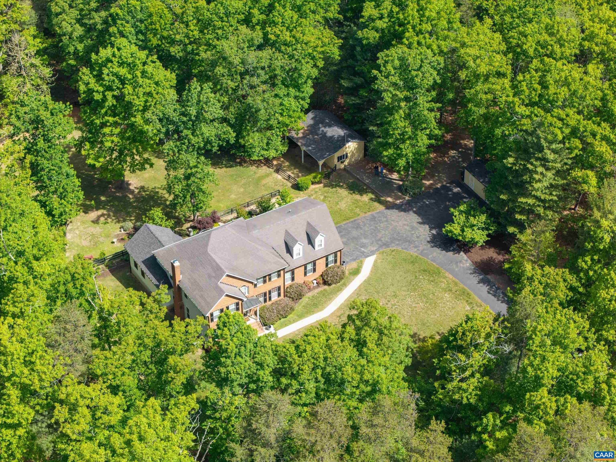 100 Campbell Road Keswick, VA 22947 - Photo 5 of 75