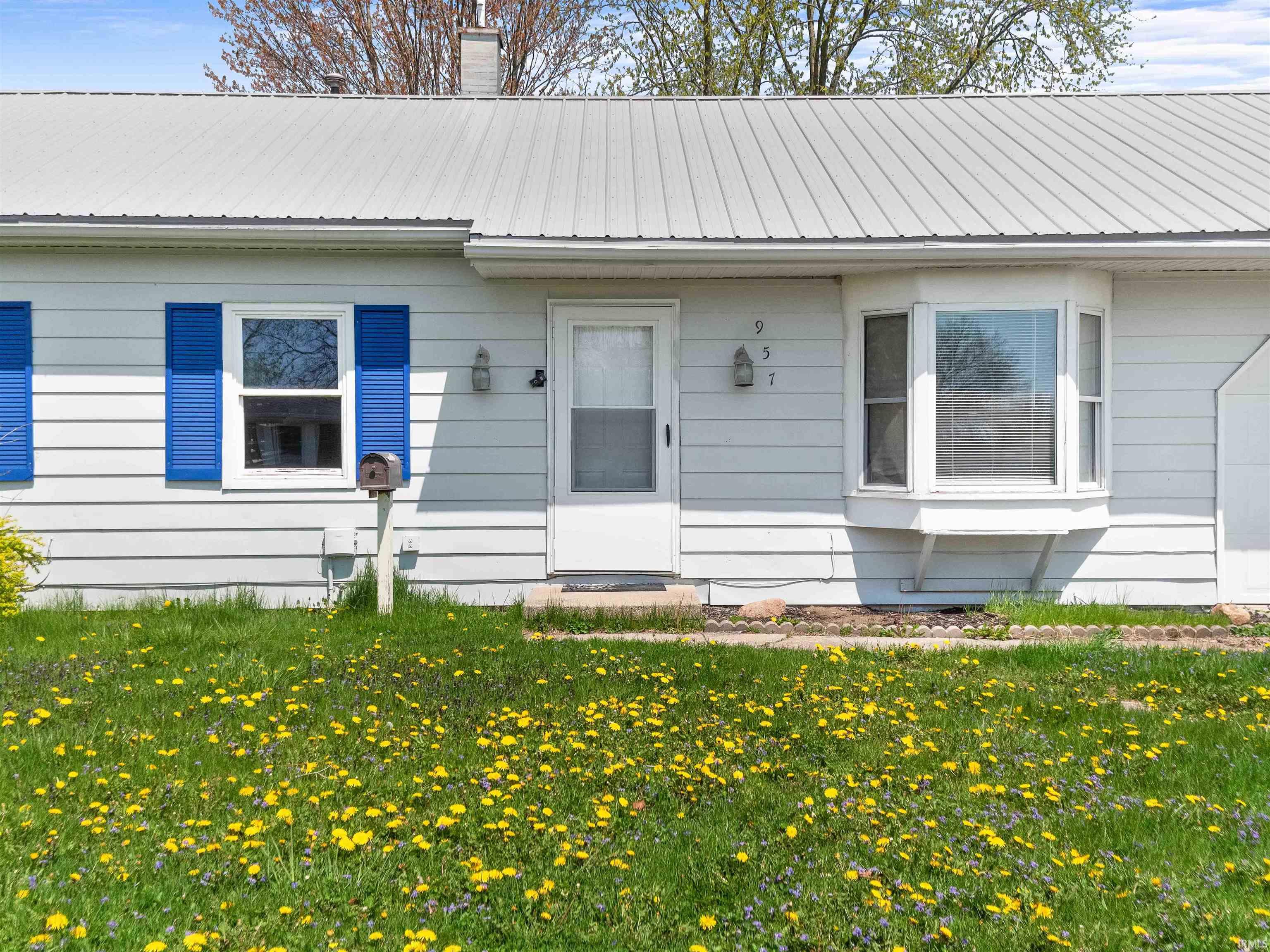 957 Parkview Drive Decatur, IN 46733 - Photo 4 of 33 Gallery Image 4