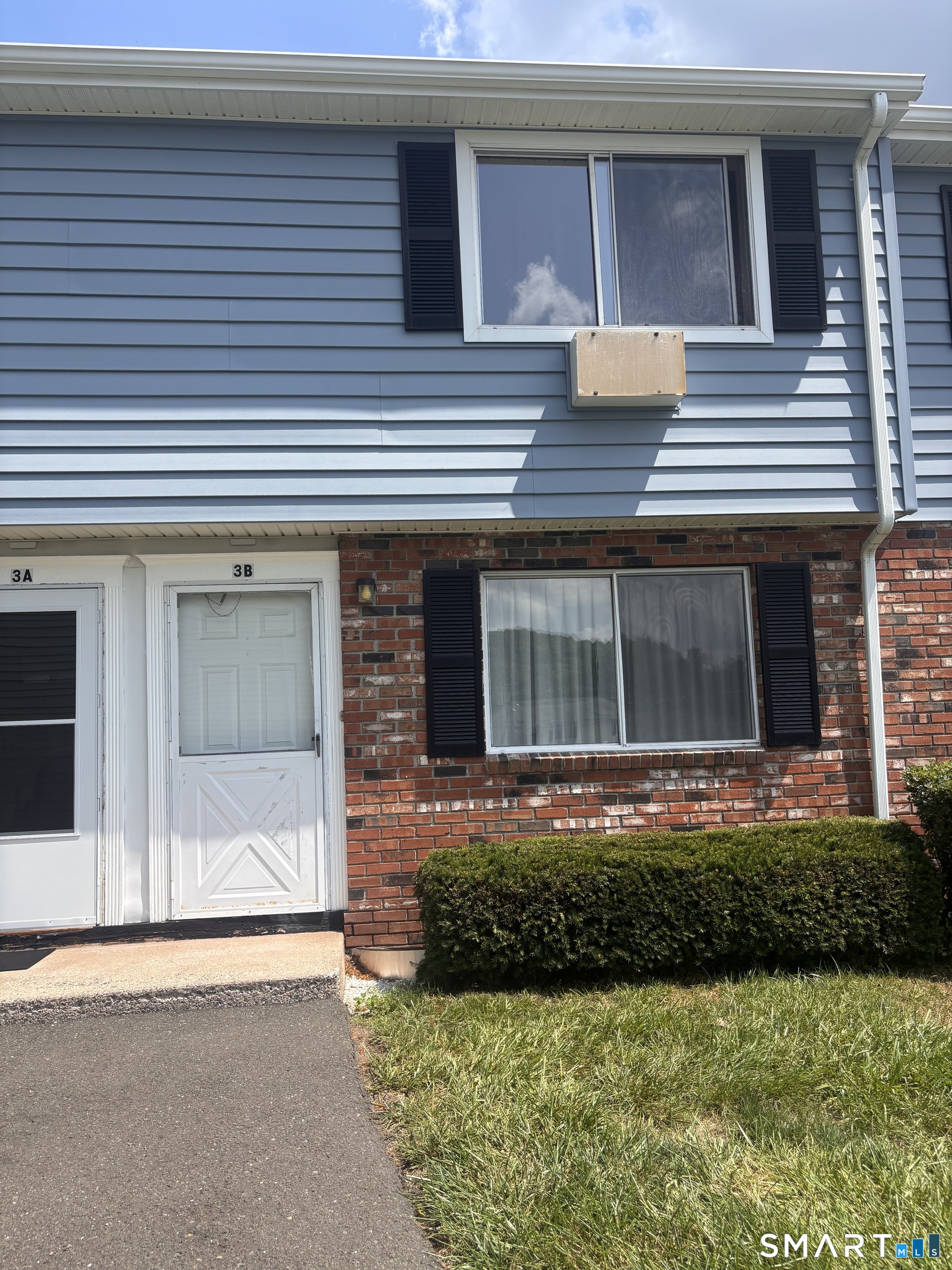 461 Spring Street, Unit 3B Naugatuck, CT 06770 - Photo 1 of 7 Gallery Image 1